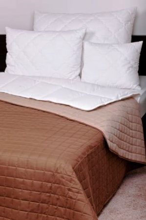 Laura microfiber ágytakaró 140x240cm barna-drapp